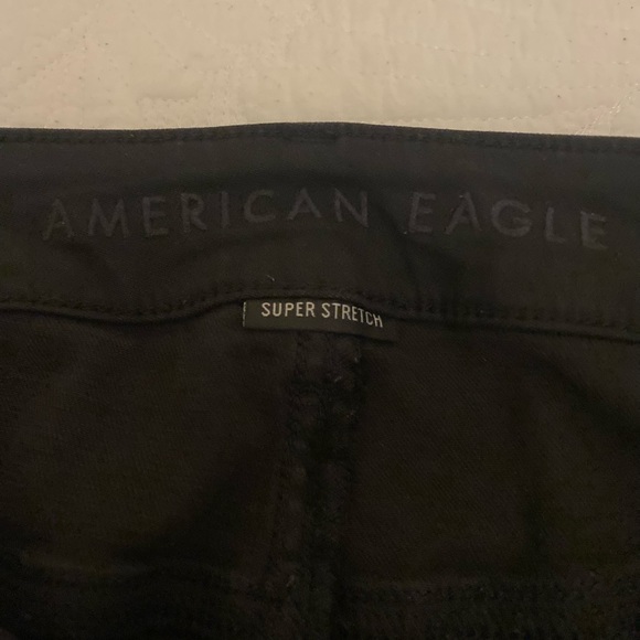 Woman’s American Eagle High Rise Jeggings - Picture 11 of 16